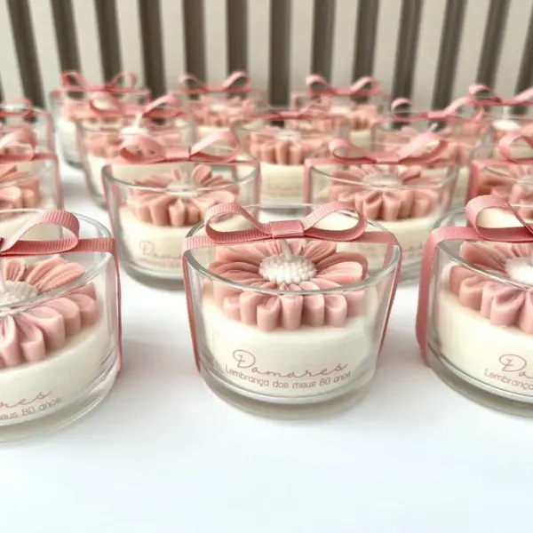 Lembrança Vela Margarida Aromática Personalizada - Image 2