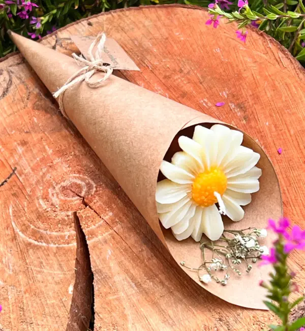 Lembrancinha Vela Perfumada Buquê Margarida